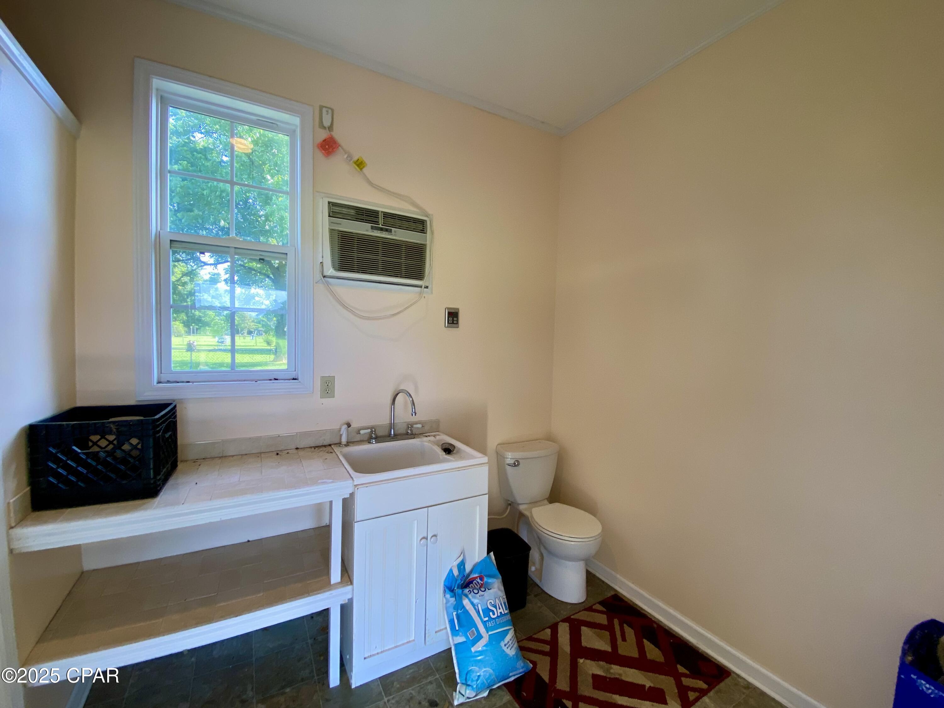 5251 10th Street Malone, FL 32445 - Photo 24 of 38