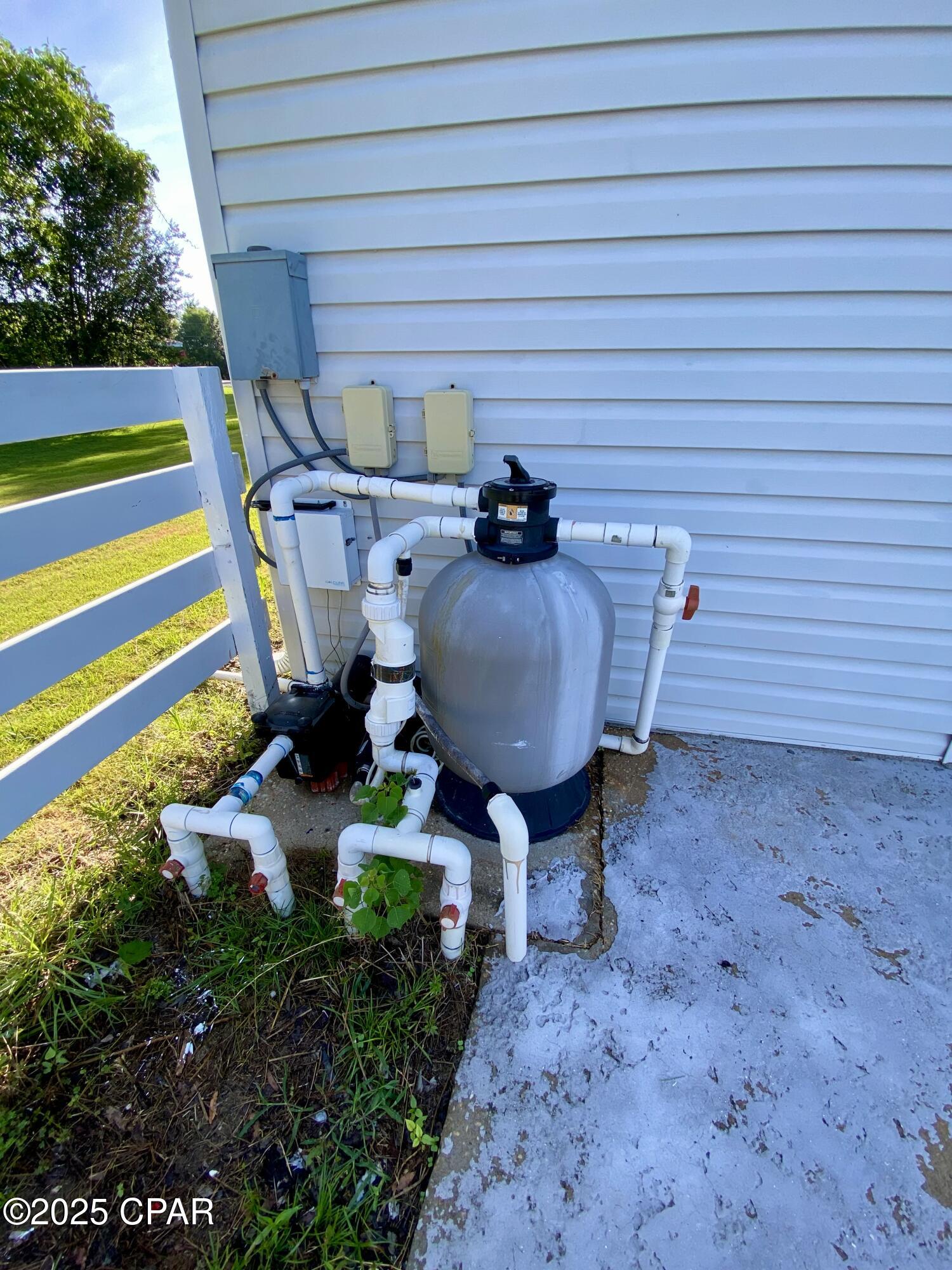 5251 10th Street Malone, FL 32445 - Photo 32 of 38