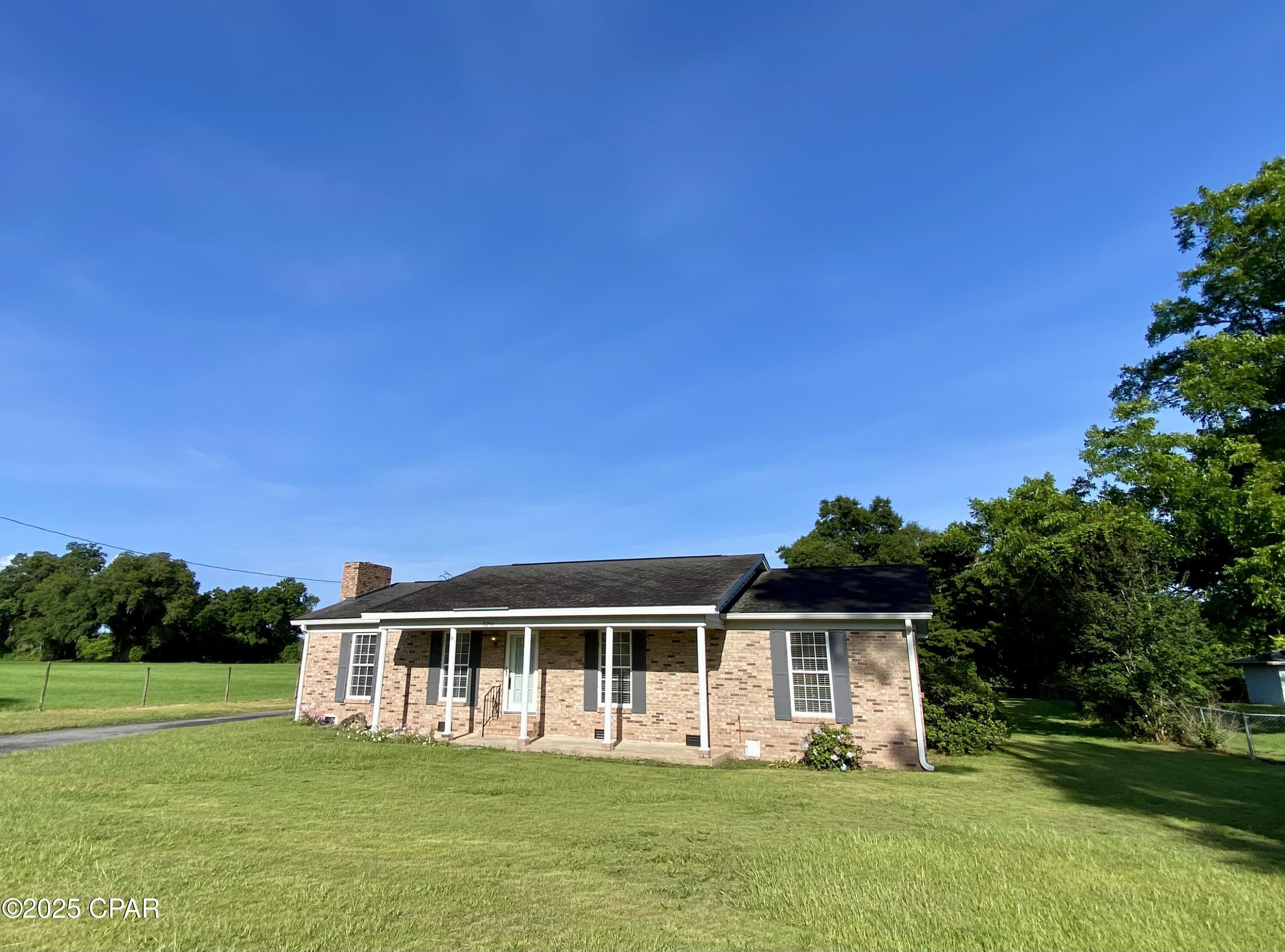 5251 10th Street Malone, FL 32445 - Photo 37 of 38