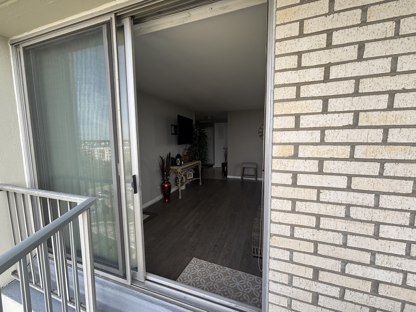 40 North Tower Road, Unit 10 Oak Brook, IL 60523 - Photo 24 of 37