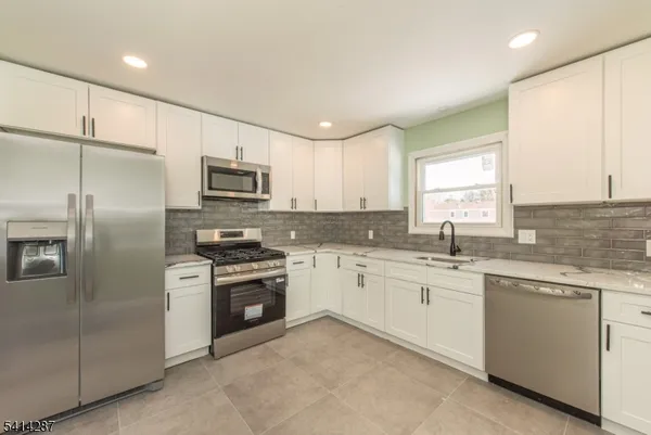 $3,950 | 10 Cardinal Lane, Lincoln Park, NJ 07035