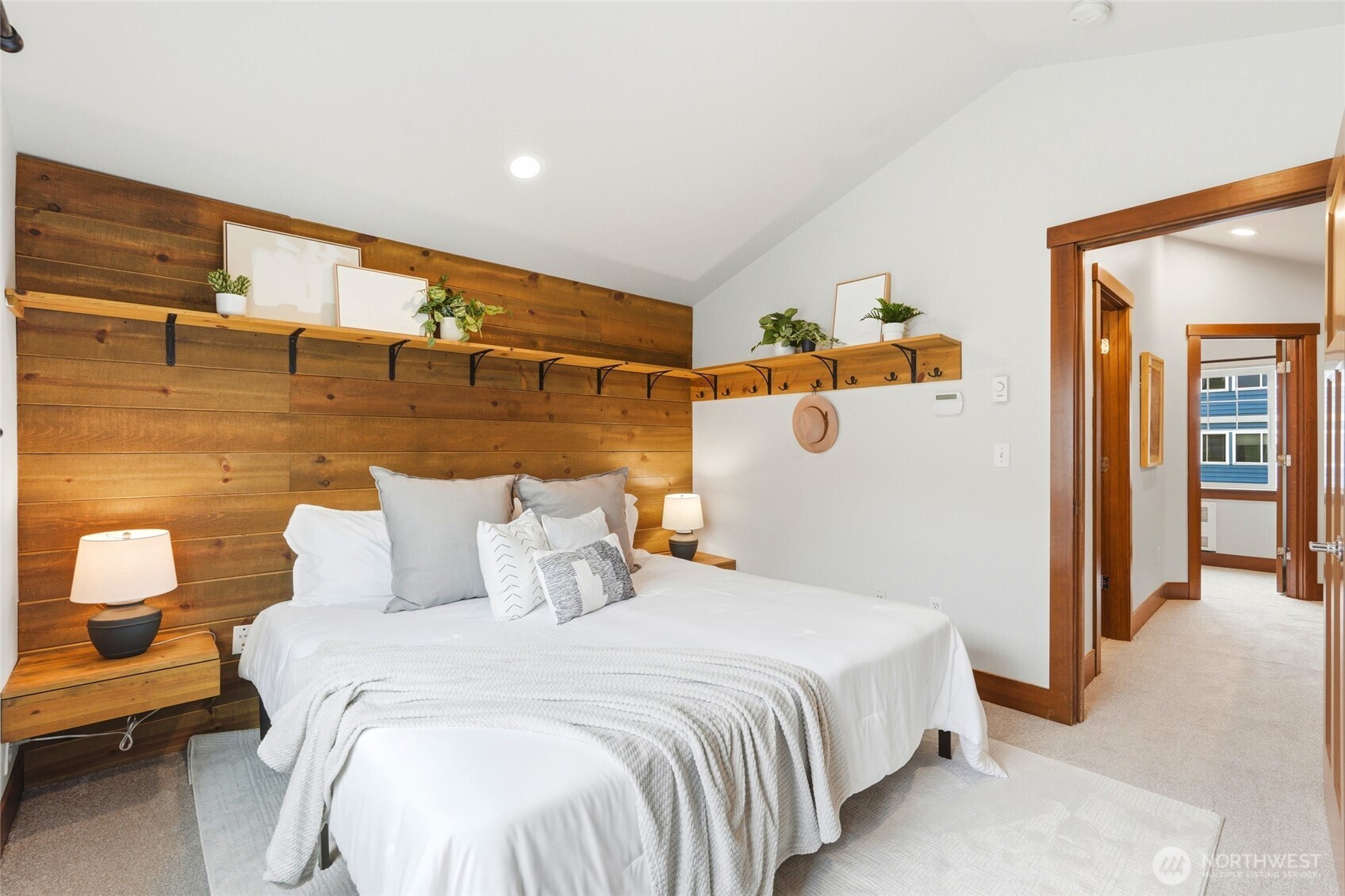 725 North 95th Street, Unit B Seattle, WA 98103 - Photo 15 of 29