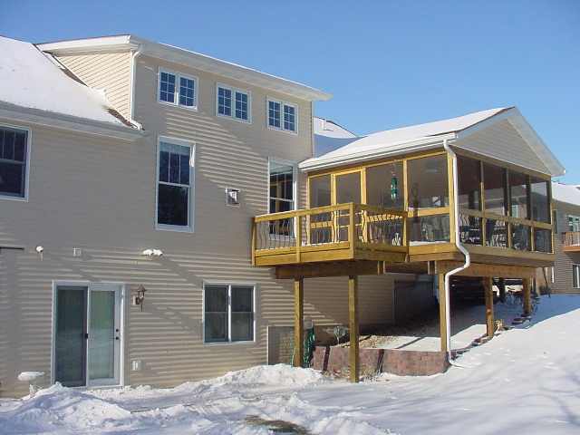 2619 Canterbury Road Muscatine, IA 52761 - Photo 2 of 9 Gallery Image 2