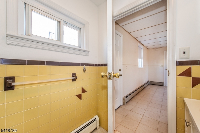 18 Pulaski Street, Unit 2 Bloomfield, NJ 07003 - Photo 14 of 20