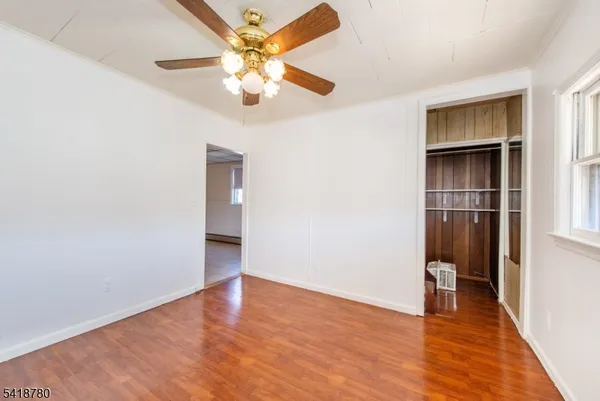 $1,900 | 18 Pulaski Street, Unit 2, Bloomfield, NJ 07003