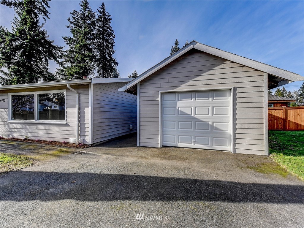 14430 Beverly Park Road Edmonds, WA 98026 - Photo 14 of 15 Gallery Image 14