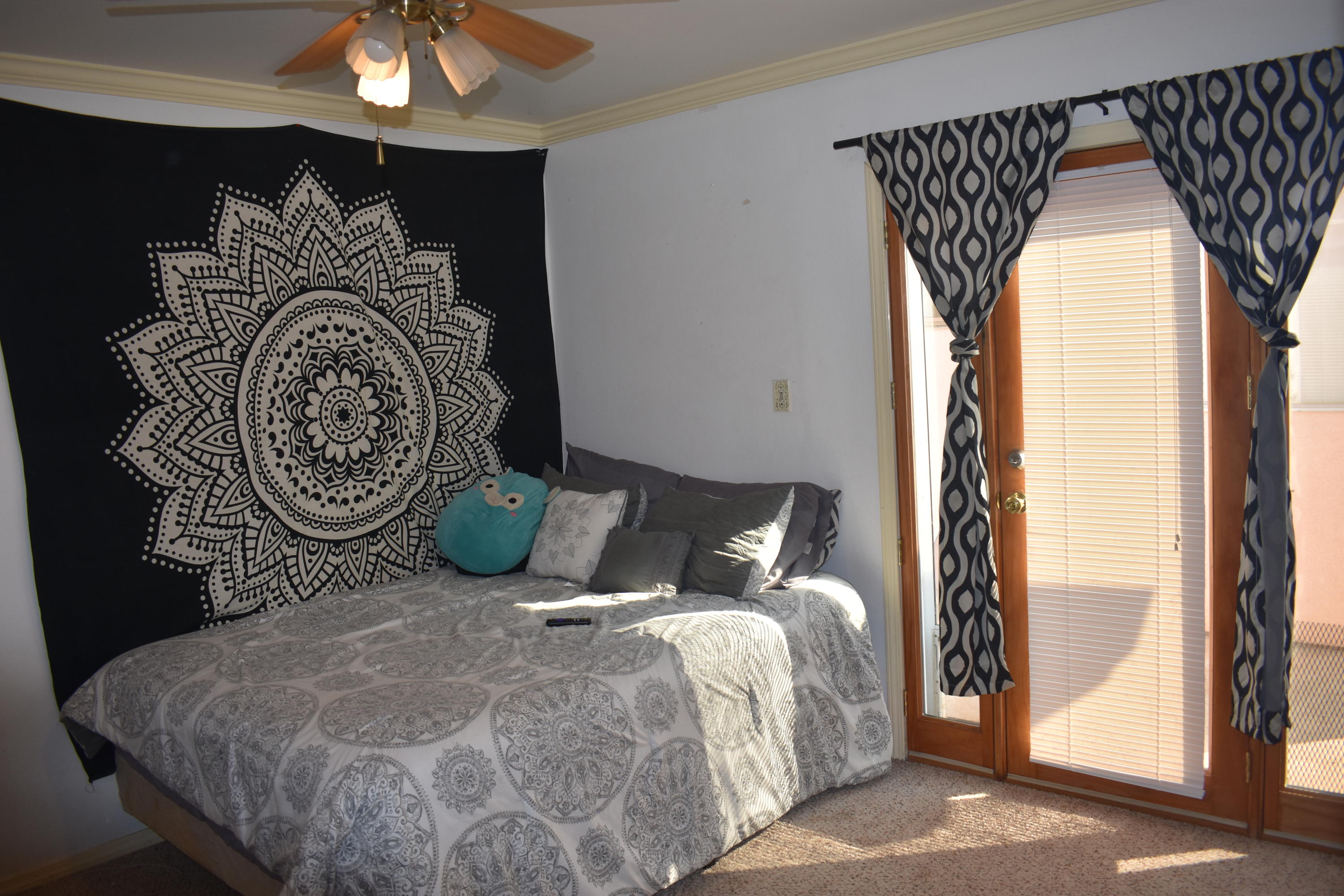 2455 Belladonna Street Redding, CA 96002 - Photo 12 of 26 DSC_0406