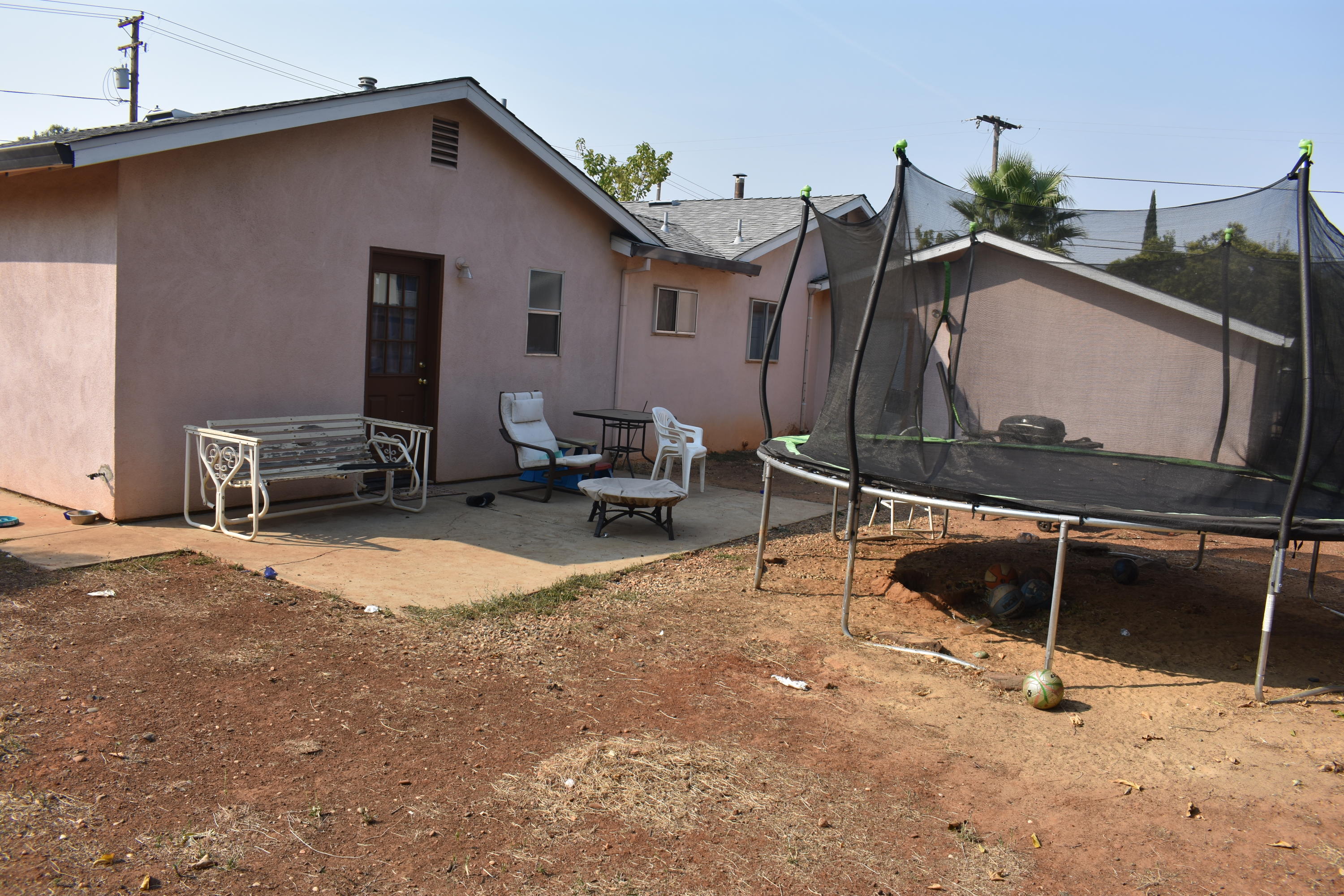 2455 Belladonna Street Redding, CA 96002 - Photo 18 of 26 DSC_0433