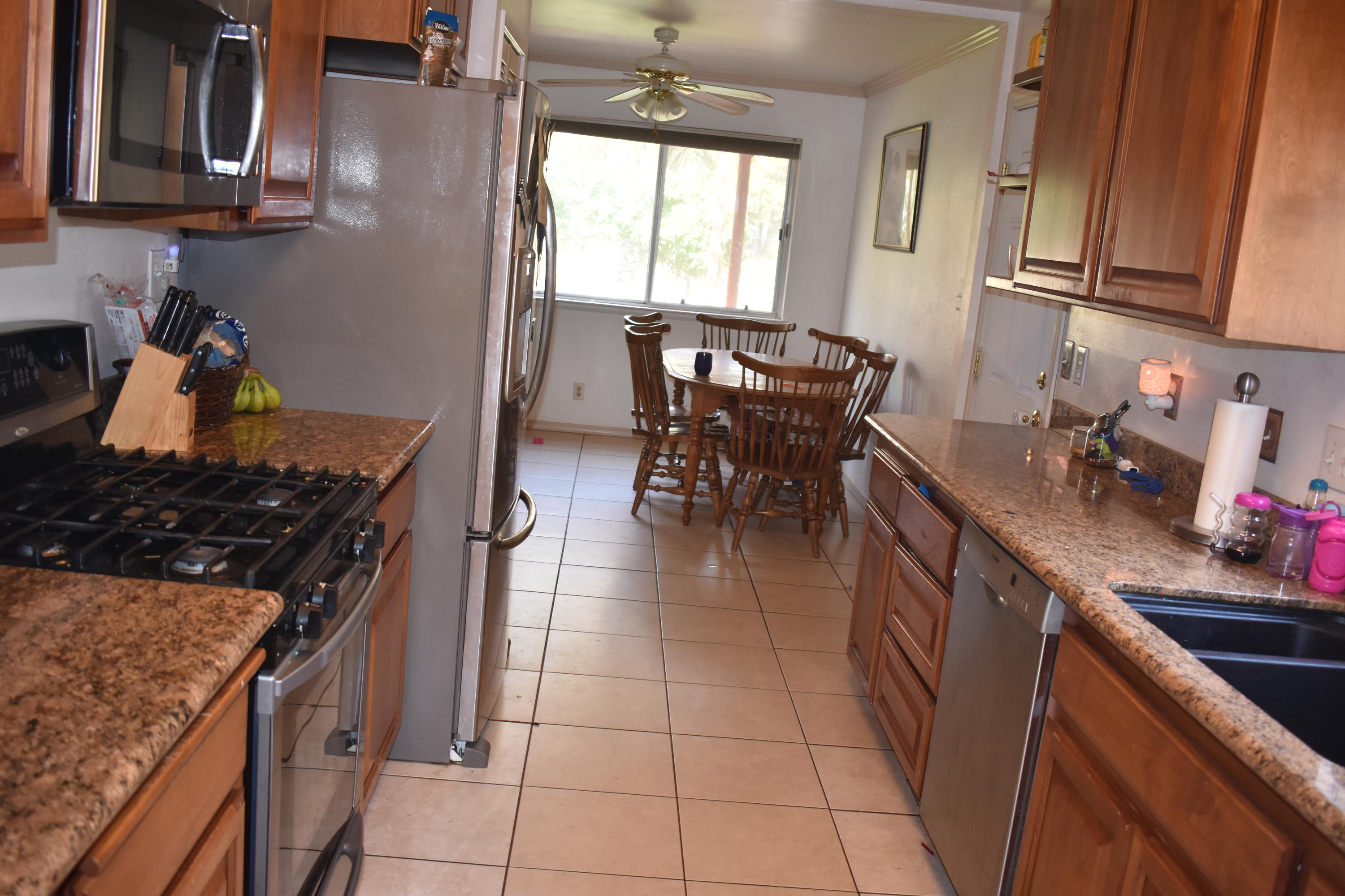 2455 Belladonna Street Redding, CA 96002 - Photo 2 of 26 DSC_0364