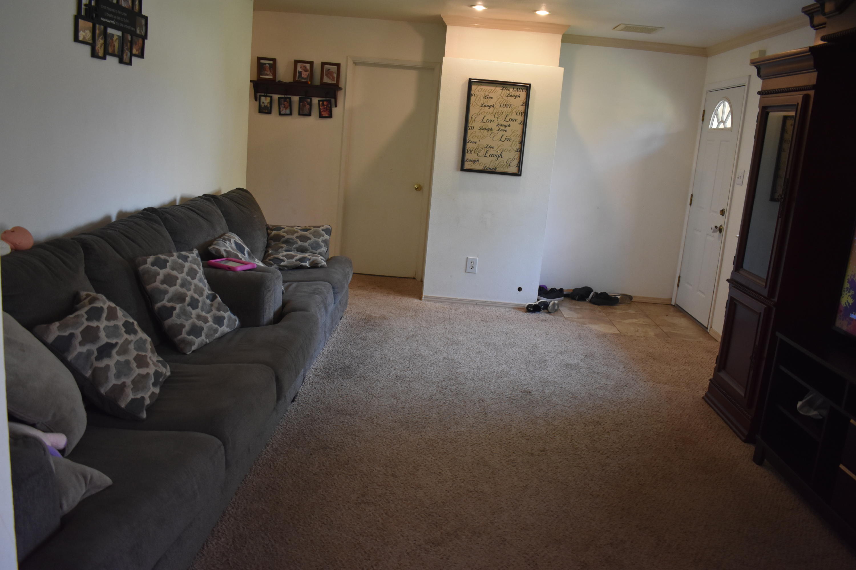 2455 Belladonna Street Redding, CA 96002 - Photo 5 of 26 DSC_0374