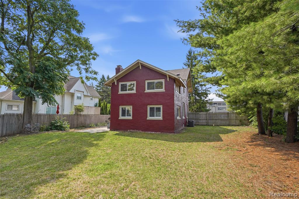 107 2nd Street Fenton, MI 48430 - Photo 32 of 38 Gallery Image 32