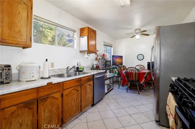 $649,000 | 10358 Las Lunitas Avenue, Tujunga, CA 91042