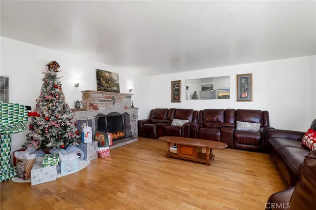 $649,000 | 10358 Las Lunitas Avenue, Tujunga, CA 91042