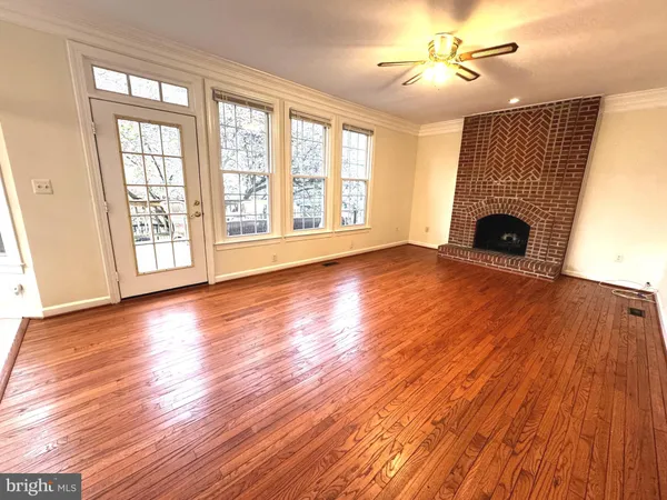 $925,000 | 125 Mission Drive, Gaithersburg, MD 20878