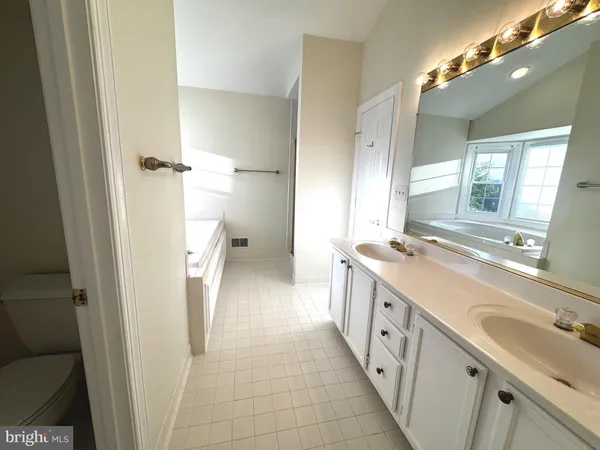 $925,000 | 125 Mission Drive, Gaithersburg, MD 20878