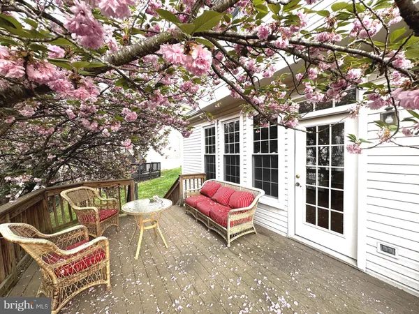 $925,000 | 125 Mission Drive, Gaithersburg, MD 20878