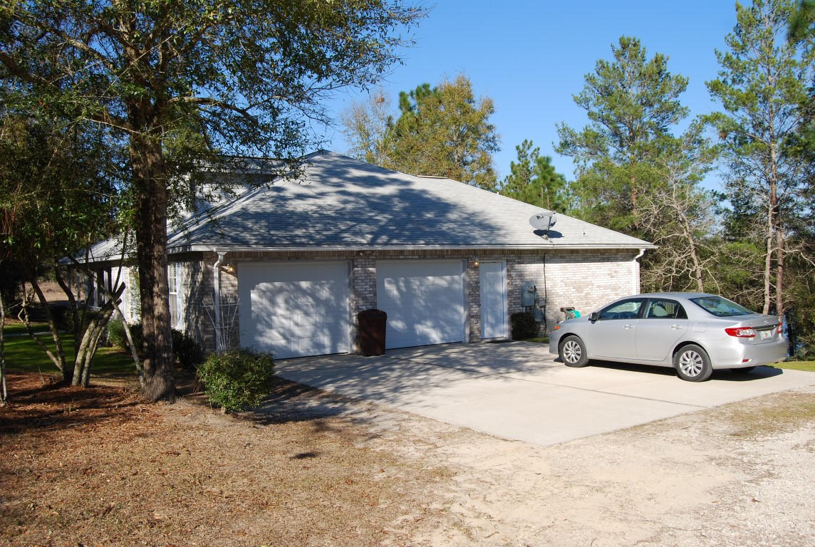 4100 Hosanna Way Crestview, FL 32539 - Photo 3 of 37 Gallery Image 3