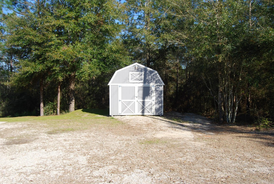 4100 Hosanna Way Crestview, FL 32539 - Photo 4 of 37 Gallery Image 4