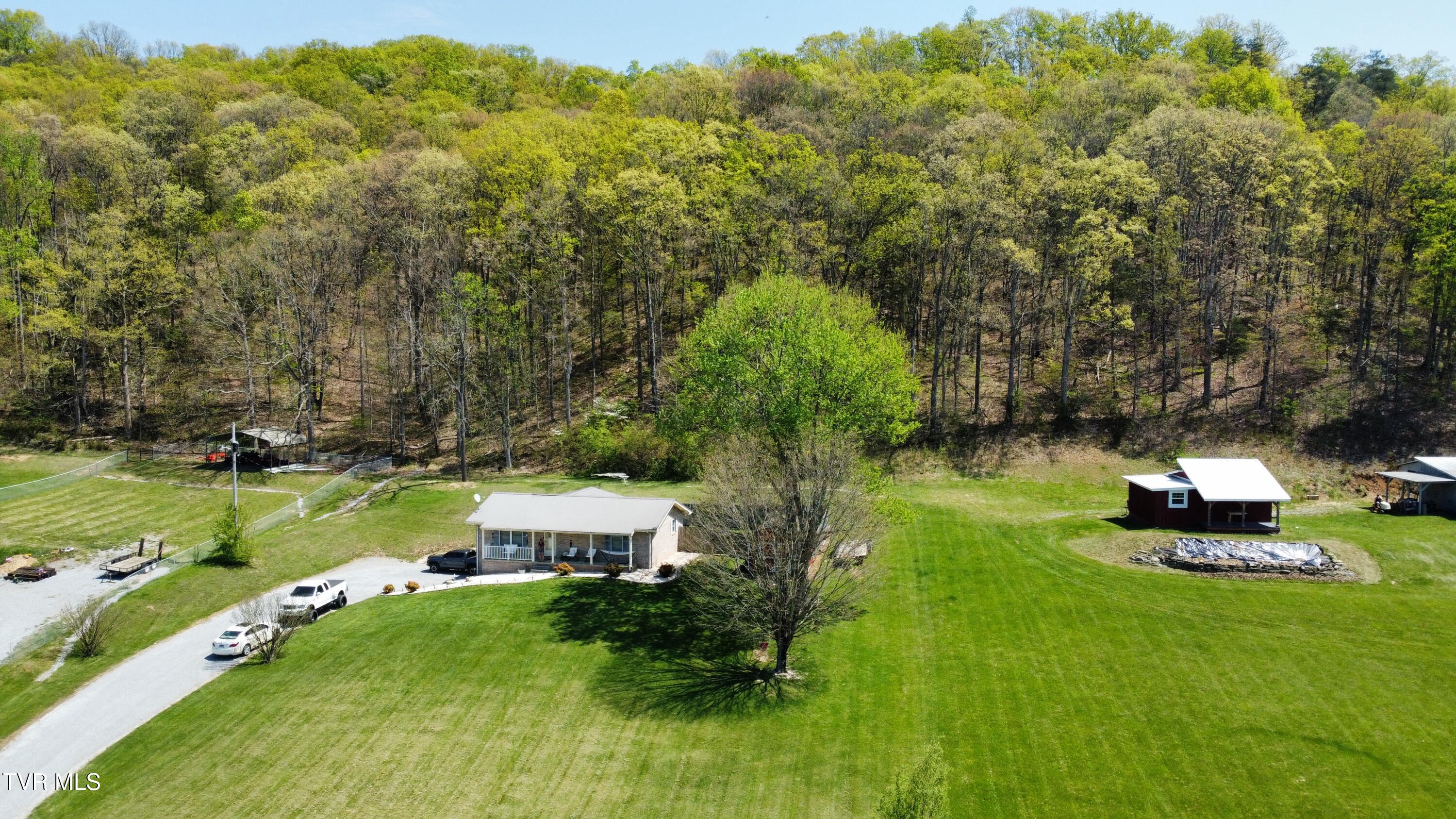1400 Rheatown Road Chuckey, TN 37641 - Photo 4 of 41 IWZS9135