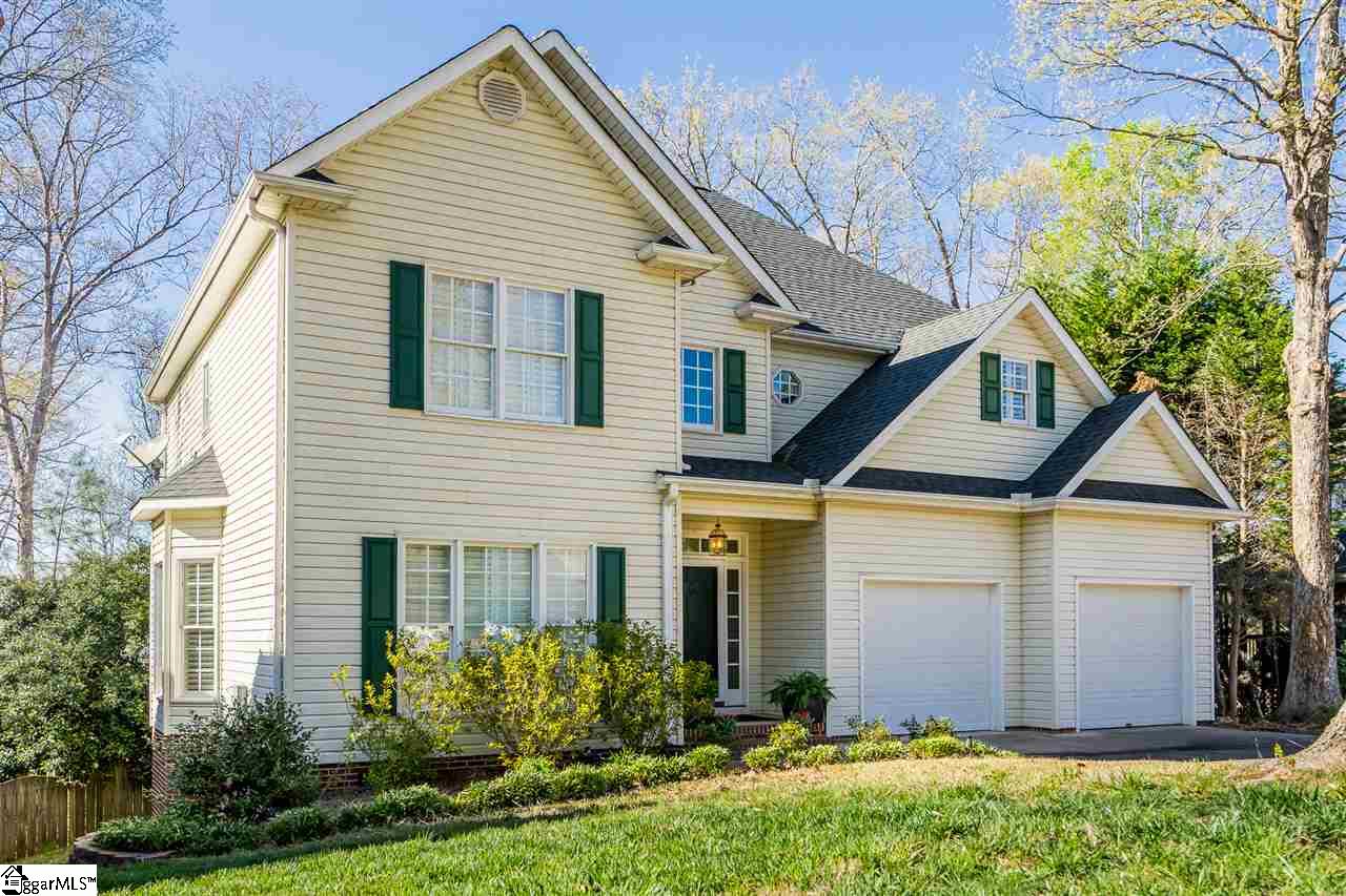 4 Falling Ridge Court Simpsonville, SC 29680 - Photo 2 of 35 Gallery Image 2