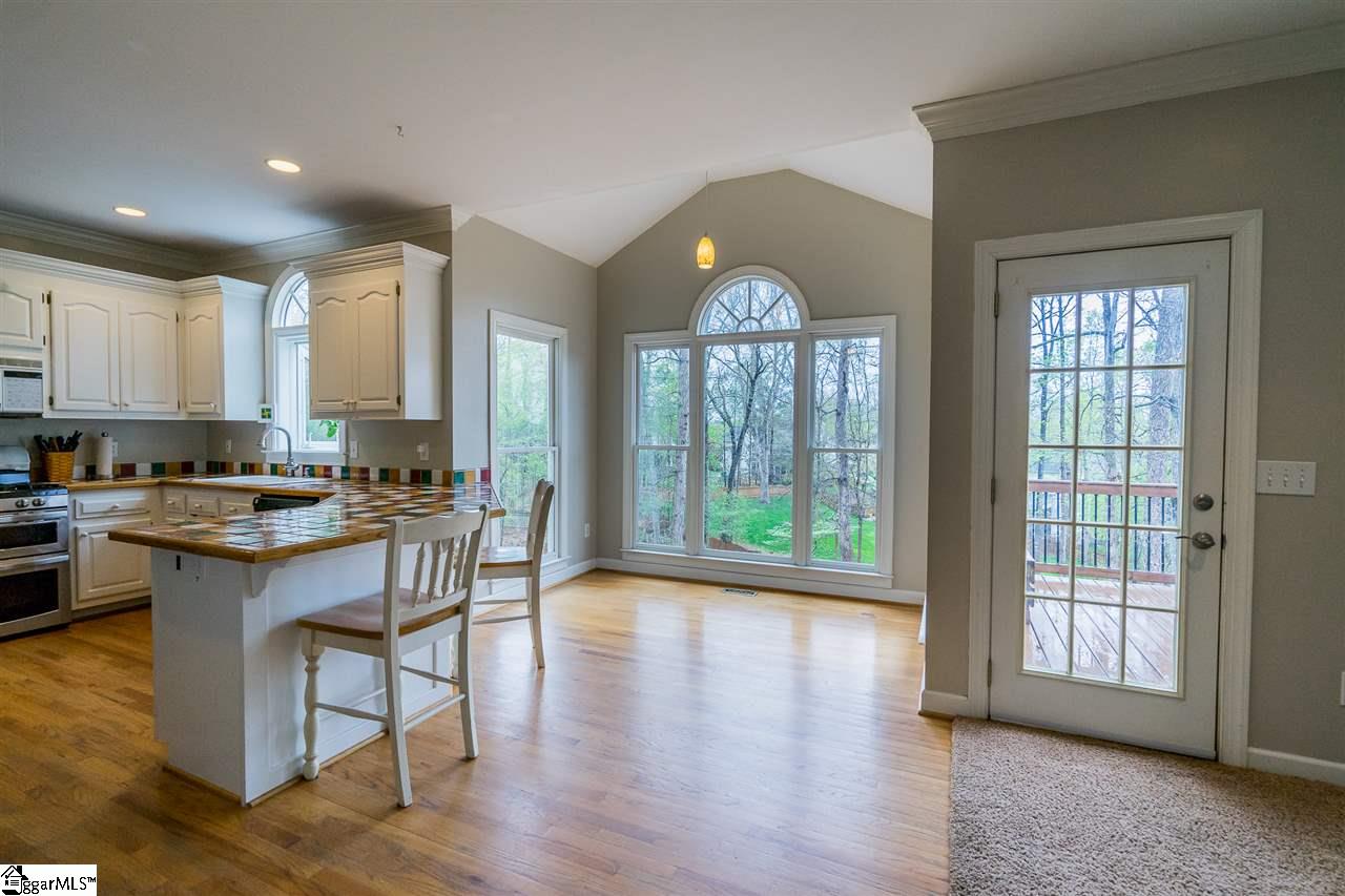 4 Falling Ridge Court Simpsonville, SC 29680 - Photo 16 of 35 Gallery Image 16