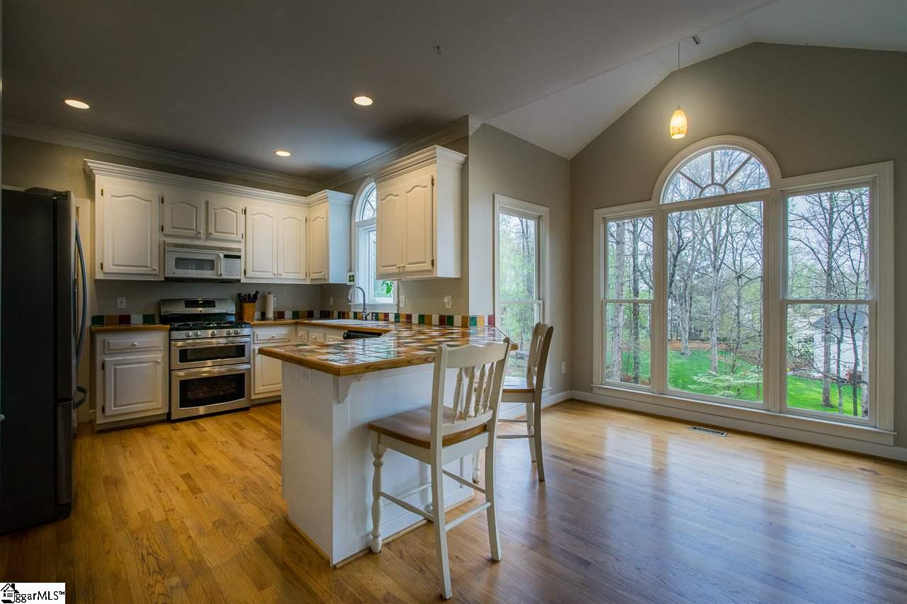 4 Falling Ridge Court Simpsonville, SC 29680 - Photo 18 of 35 Gallery Image 18
