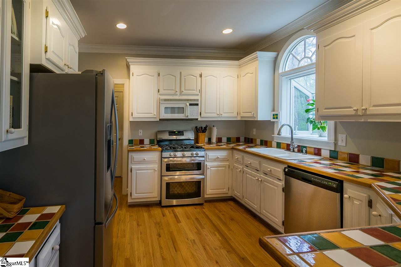 4 Falling Ridge Court Simpsonville, SC 29680 - Photo 19 of 35 Gallery Image 19