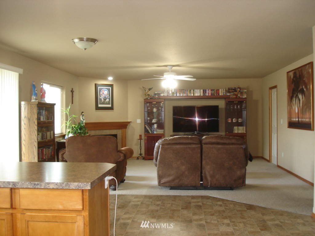 17437 Furman Street Southwest Rochester, WA 98579 - Photo 9 of 15