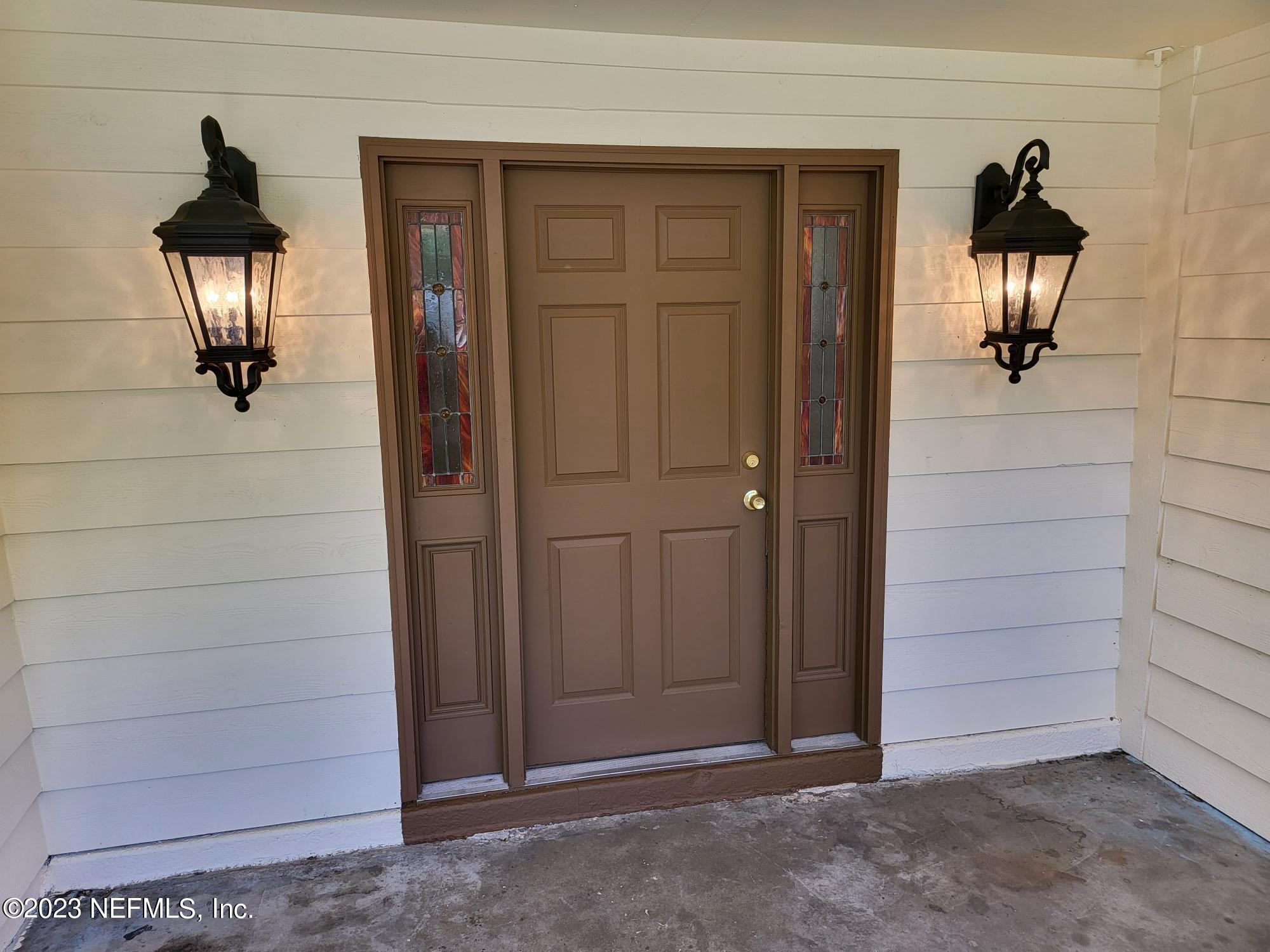 7925 Chateau Drive Jacksonville, FL 32221 - Photo 2 of 24