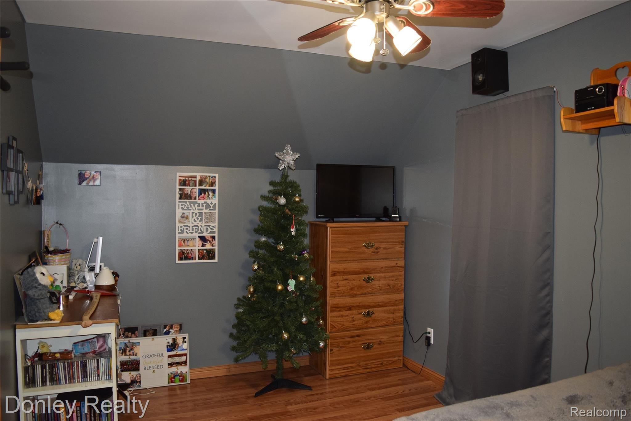 1370 South Van Dyke Road Decker, MI 48426 - Photo 31 of 40 DSC_2591.JPG