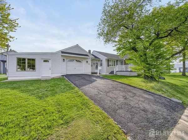 $649,999 | 383 Carteret Avenue, Carteret, NJ 07008
