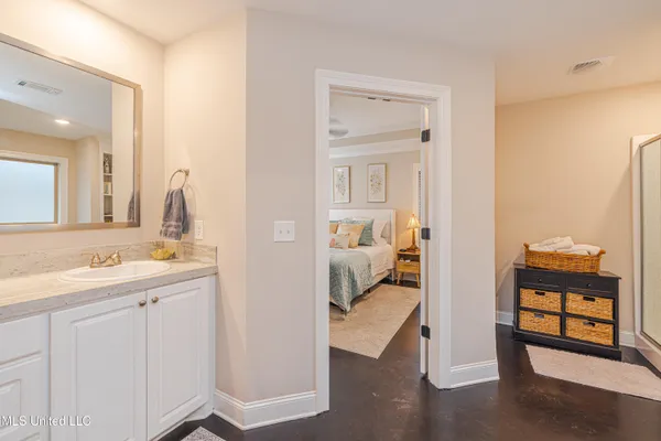 $289,900 | 256 Chartleigh Circle, Canton, MS 39046