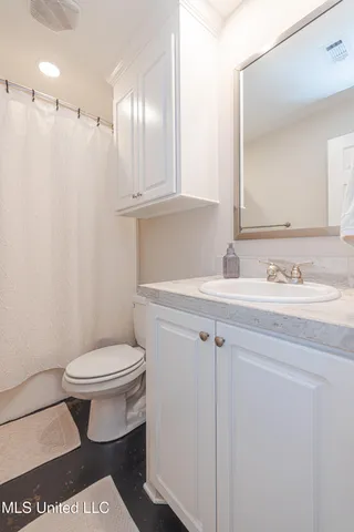 $289,900 | 256 Chartleigh Circle, Canton, MS 39046