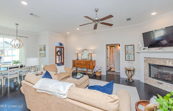 $289,900 | 256 Chartleigh Circle, Canton, MS 39046