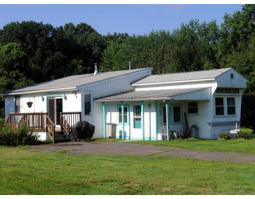 38 New Ludlow Road Granby, MA 01033 - Photo 1 of 6 Gallery Image 1