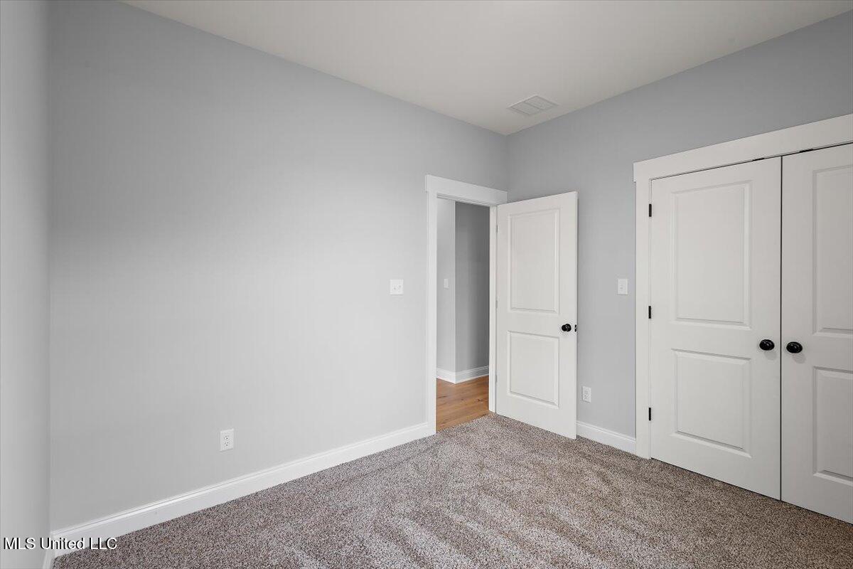 811 Coahoma Court Nesbit, MS 38651 - Photo 20 of 32 Isola