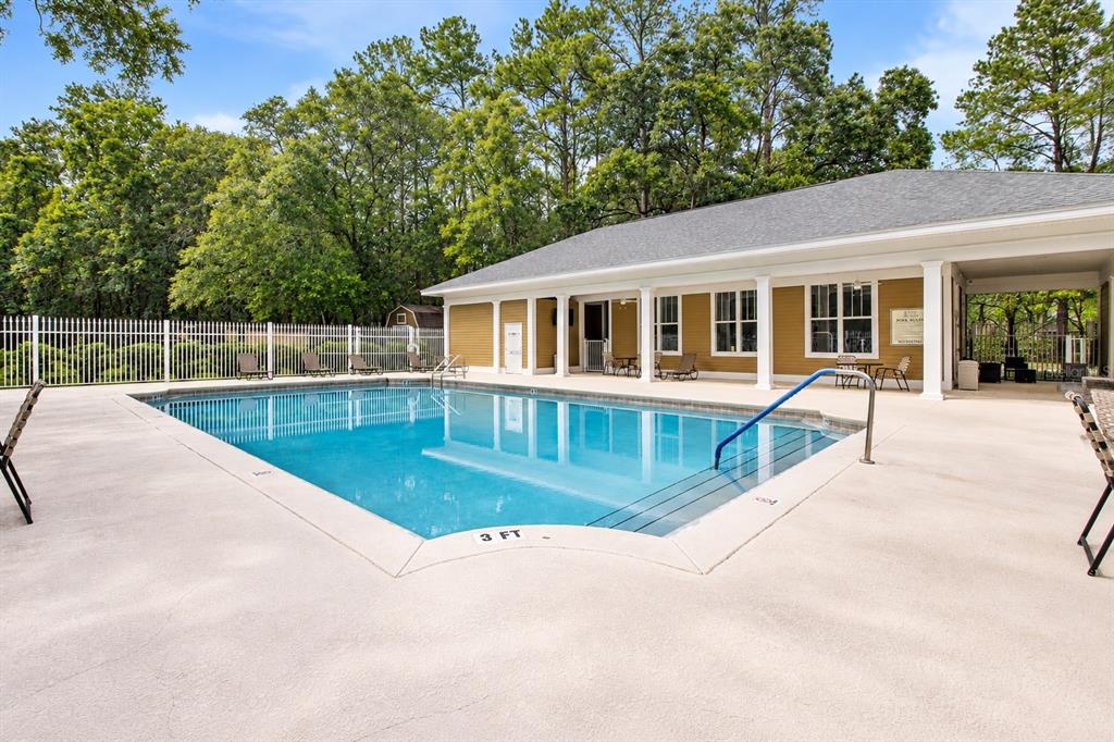 9116 Southwest 51st Road, Unit 303 Gainesville, FL 32608 - Photo 2 of 21 Gallery Image 2
