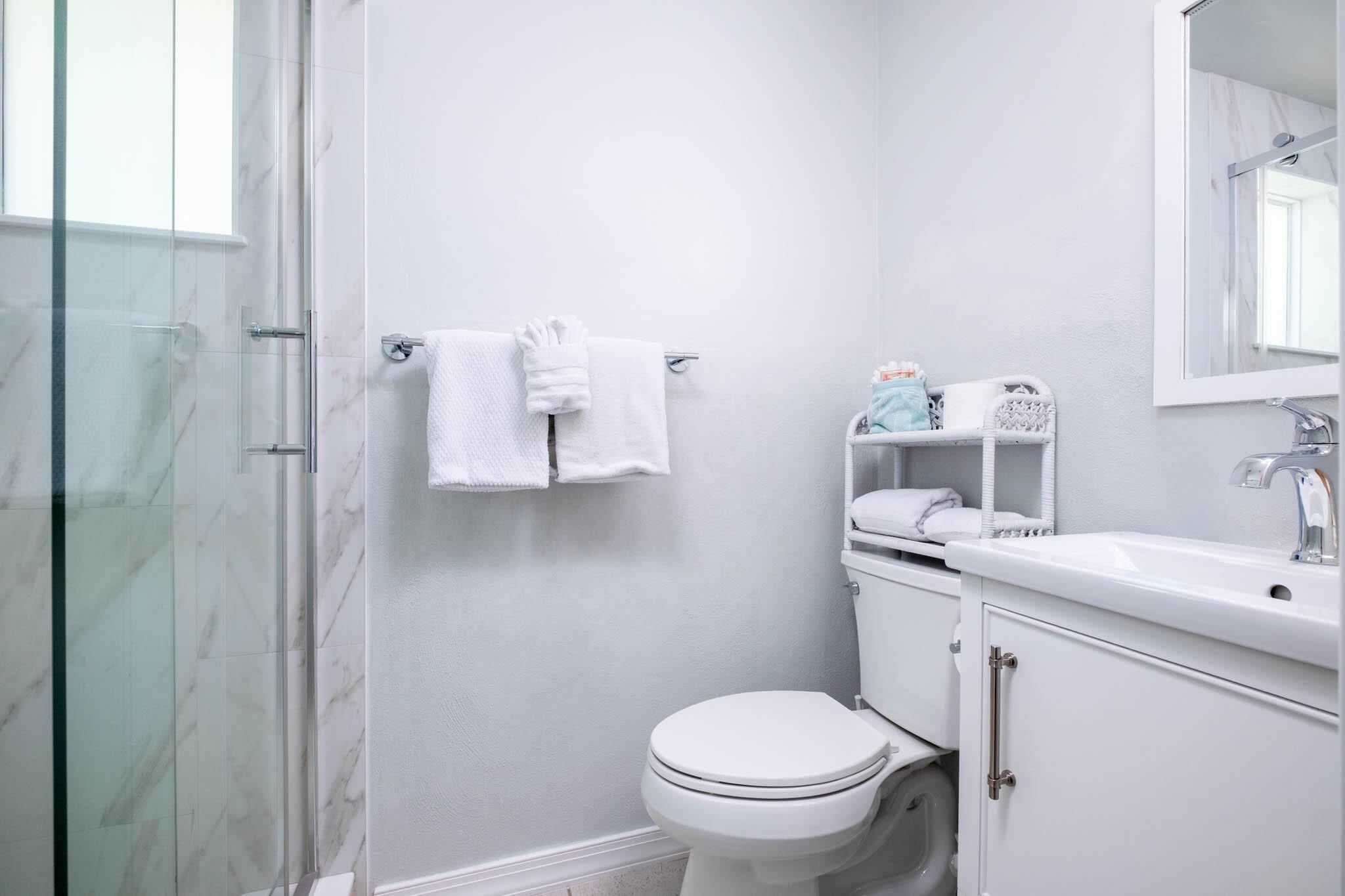 261-271 9th Street Key Colony Beach, FL 33051 - Photo 21 of 68 a bathroom with a sink toilet and vanity