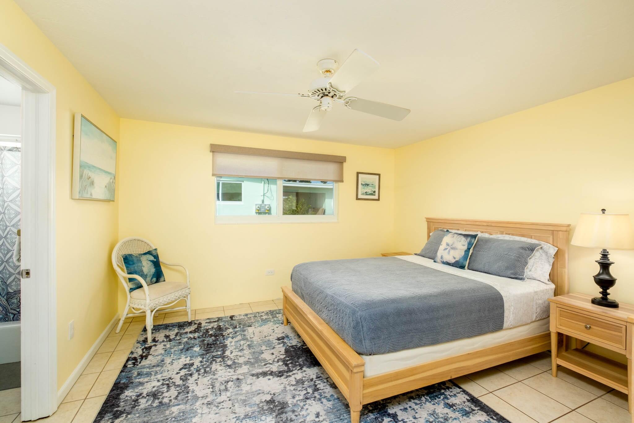 261-271 9th Street Key Colony Beach, FL 33051 - Photo 46 of 68 271 9th Guest Ensuite Bedroom
