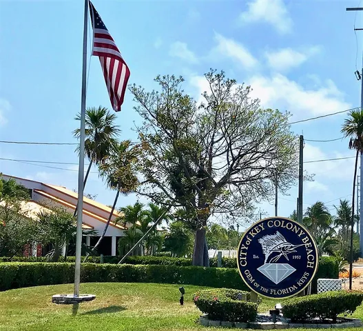 $1,700,000 | 261-271 9th Street, Key Colony Beach, FL 33051