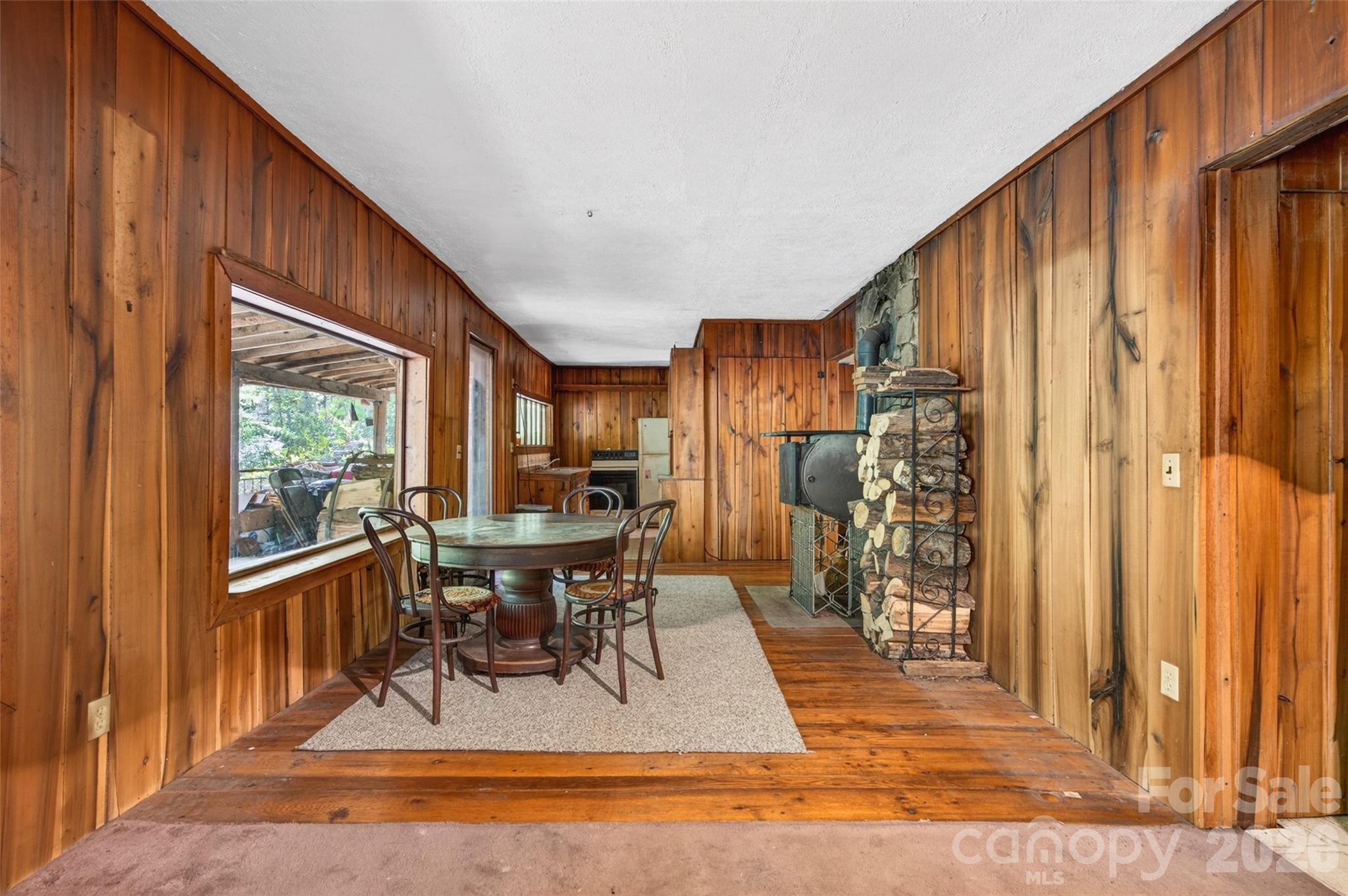 451 Signal Tree Road Deep Gap, NC 28618 - Photo 7 of 26