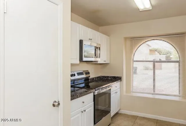 $1,795 | 19821 North 47th Lane, Glendale, AZ 85308