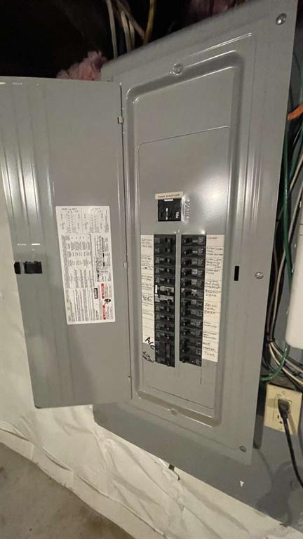 615 Tripoli Street Pittsburgh, PA 15212 - Photo 20 of 25 a view of an entryway with wooden floor