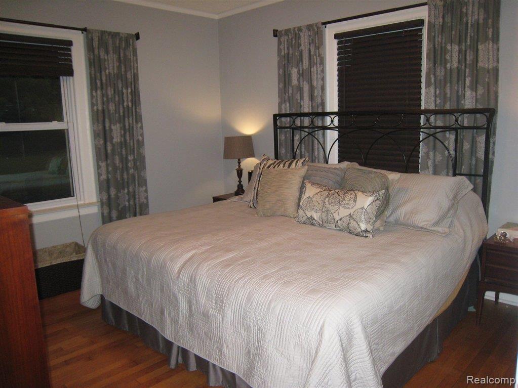 8558 Rucker Road Grosse Ile, MI 48138 - Photo 13 of 25 Master bedroom