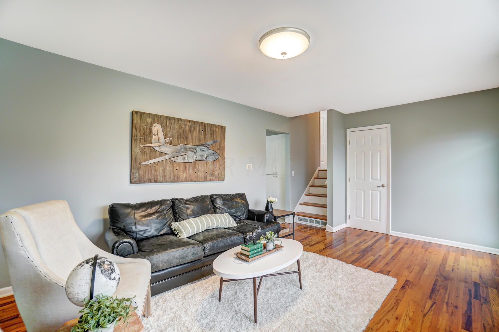 5711 Karl Road Columbus, OH 43229 - Photo 7 of 43 011