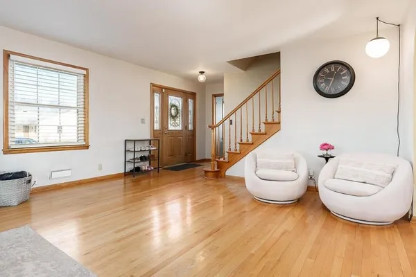 $225,000 | 925 Westchester Drive, Rockford, IL 61107