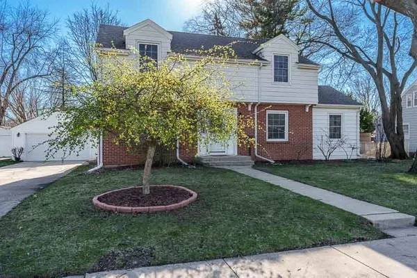 $225,000 | 925 Westchester Drive, Rockford, IL 61107