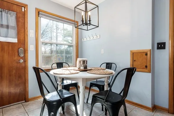 $225,000 | 925 Westchester Drive, Rockford, IL 61107
