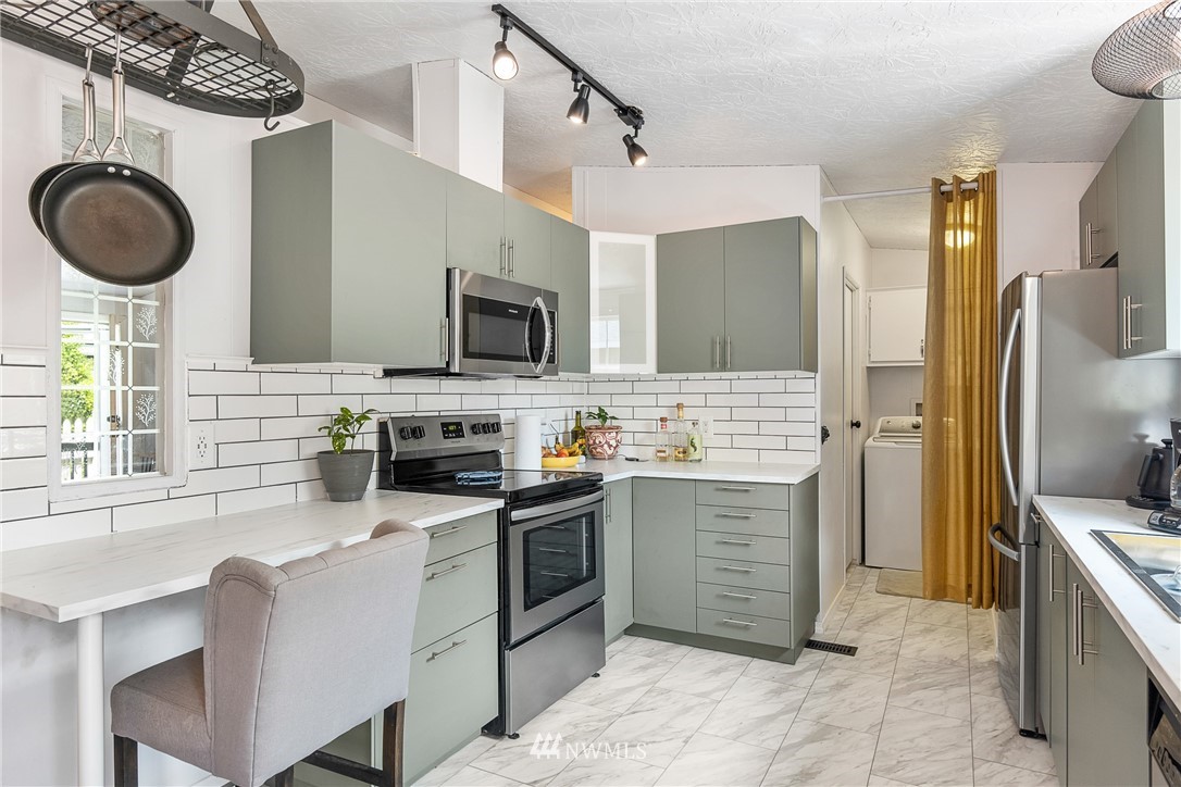 375 Union Avenue Southeast, Unit 7 Renton, WA 98059 - Photo 14 of 34 Gallery Image 14