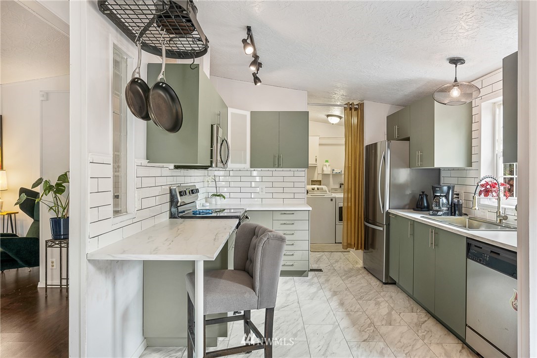 375 Union Avenue Southeast, Unit 7 Renton, WA 98059 - Photo 15 of 34 Gallery Image 15